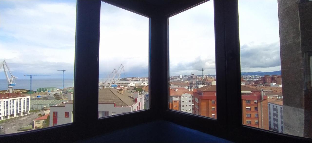Alojamiento En Playa Del Arbeyal Gijon Exterior photo