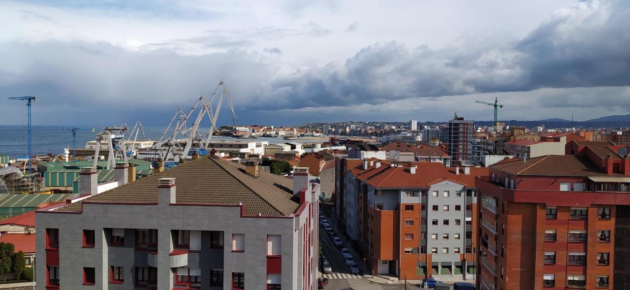 Alojamiento En Playa Del Arbeyal Gijon Exterior photo